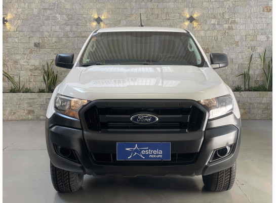 Ford Ranger 2.2 XL 4X4 MT SIMPLES 2022/2023