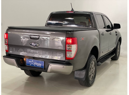 Ford Ranger XLS 2.2 Diesel 4X4 AT 2021/2022