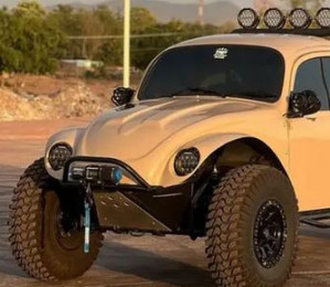 VW Fusca ganha versão picape brutal com motor V6 da Toyota